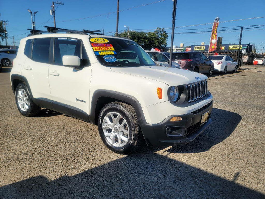 2016 Jeep Renegade Latitude FWD