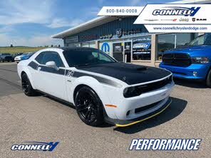 Dodge Challenger R/T Scat Pack Widebody RWD