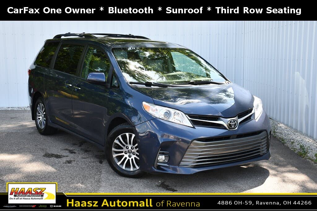 2018 Toyota Sienna XLE 7-Passenger FWD with Auto-Access Seat