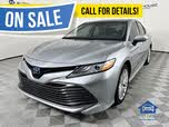 Toyota Camry Hybrid XLE FWD