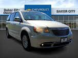 Chrysler Town & Country Touring-L FWD