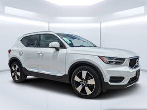 Volvo XC40 T5 Momentum AWD