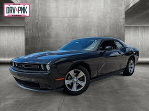 Dodge Challenger SXT RWD