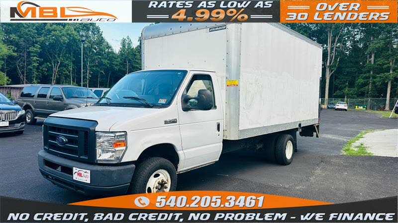 2018 Ford E-Series Chassis E-350 Super Duty Cutaway 158 DRW RWD