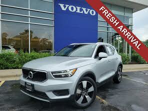 Volvo XC40 T5 Momentum AWD