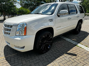 Cadillac Escalade Premium RWD