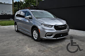 Chrysler Pacifica Touring L FWD