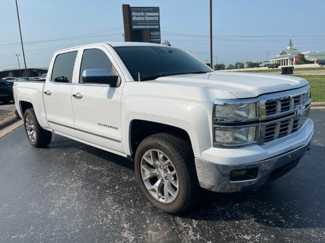 2015 Chevrolet Silverado 1500 LTZ Crew Cab 4WD