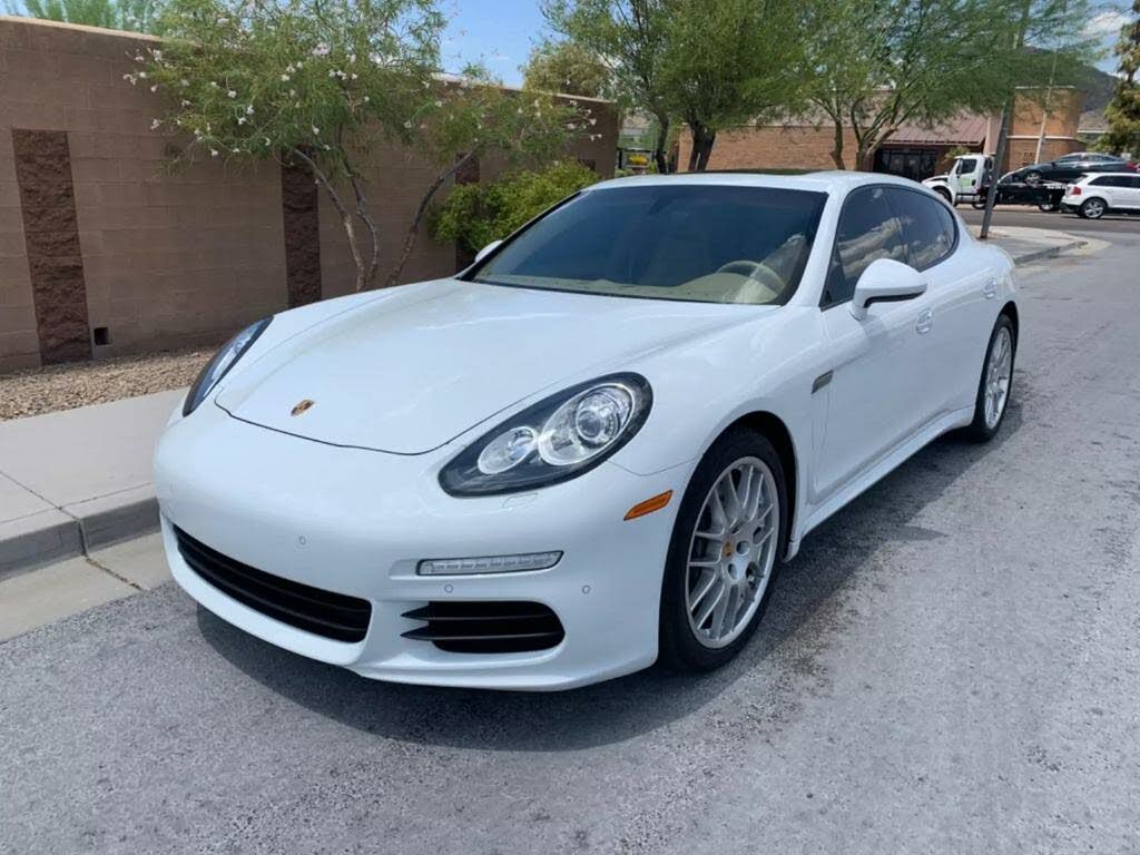 2014 Porsche Panamera 4