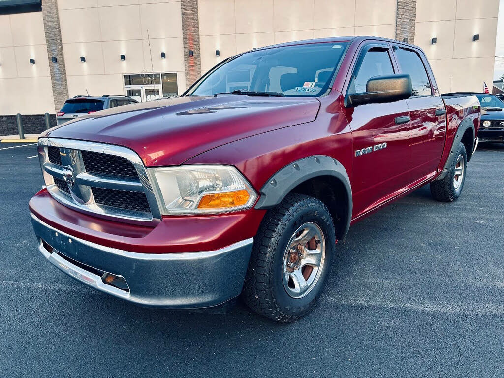 2011 RAM 1500 SLT Crew Cab 4WD