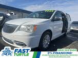 Chrysler Town & Country Limited FWD