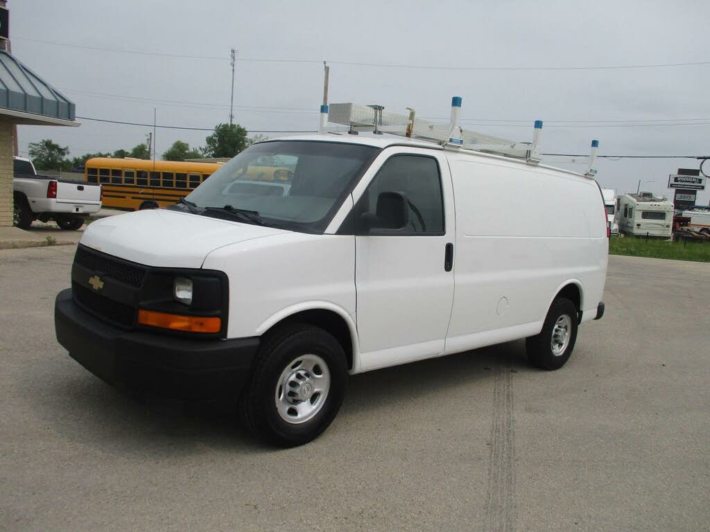 2017 Chevrolet Express Cargo 2500 RWD