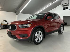 Volvo XC40 T5 Momentum AWD