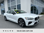 Volvo S60 B5 Momentum AWD