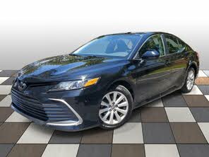 Toyota Camry LE FWD