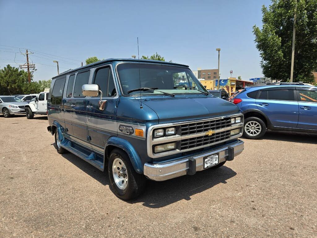 1980 fashion chevy van models