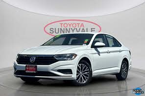 Volkswagen Jetta R-Line FWD