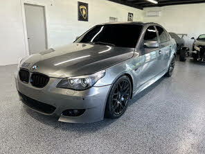 BMW 5 Series 550i Sedan RWD