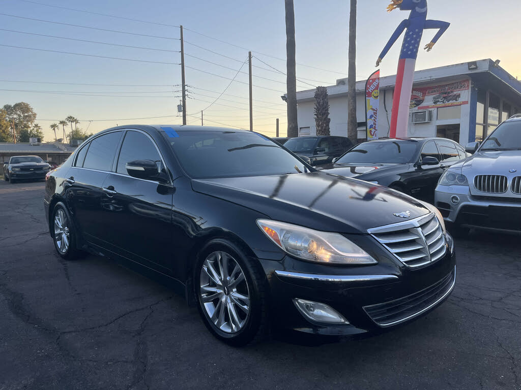 2014 Hyundai Genesis 3.8 RWD