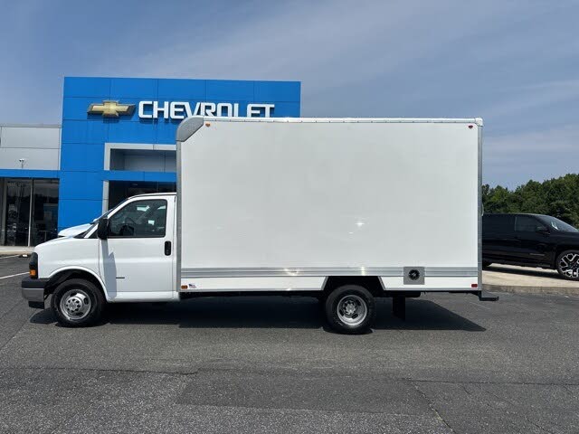 2024 Chevrolet Express Chassis 3500 Cutaway 159