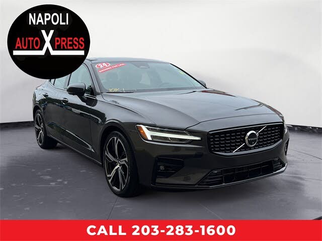 2024 Volvo S60 B5 Plus Dark Theme AWD