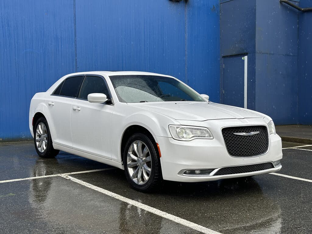 2016 Chrysler 300 Limited AWD