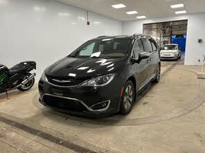 Chrysler Pacifica Hybrid Limited FWD