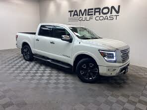 Nissan Titan Platinum Reserve Crew Cab 4WD