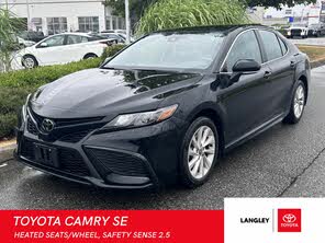 Toyota Camry SE FWD