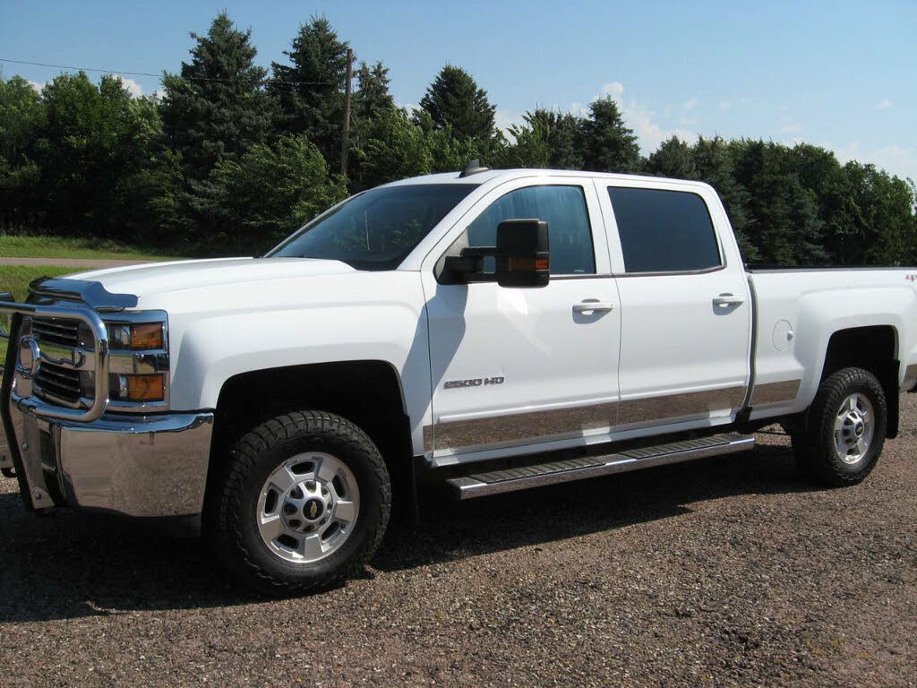 2017 Chevrolet Silverado 2500HD LT Crew Cab 4WD