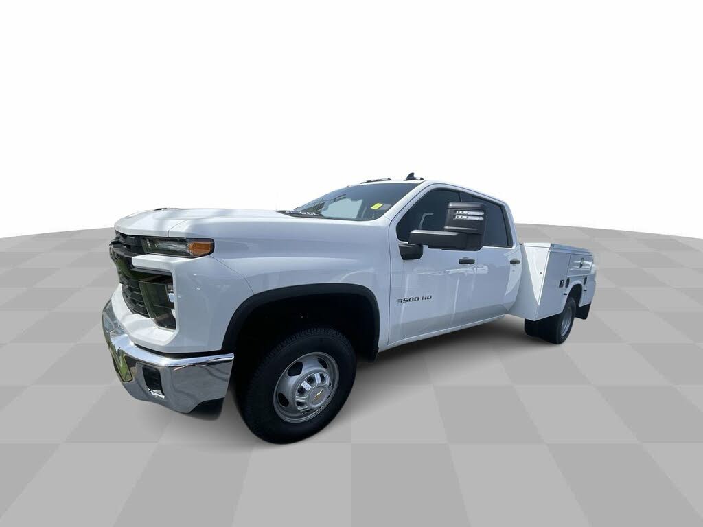 2024 Chevrolet Silverado 3500HD Chassis Work Truck Crew Cab 4WD