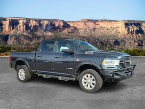 RAM 3500 Laramie Crew Cab 4WD