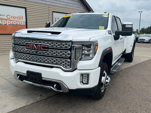 GMC Sierra 3500HD Denali Crew Cab 4WD