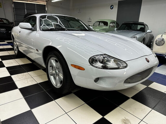 1998 Jaguar XK-Series XK8 Coupe RWD