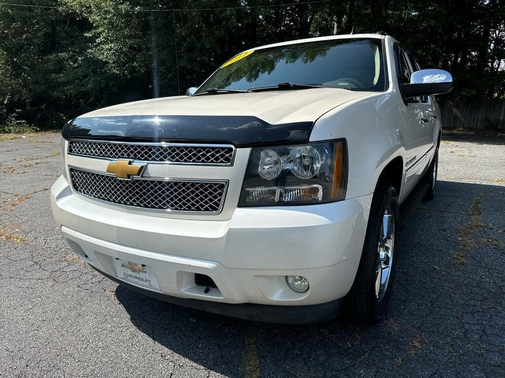 2012 Chevrolet Avalanche LTZ RWD
