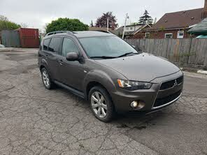 Mitsubishi Outlander ES AWD