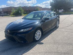 Toyota Camry SE FWD