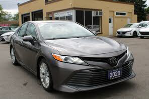 Toyota Camry XLE FWD