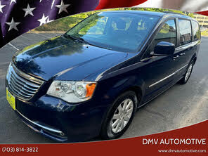 Chrysler Town & Country Touring FWD