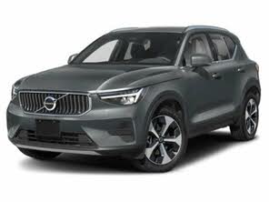 Volvo XC40 B5 Plus Dark Theme AWD