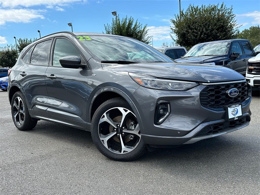 2023 Ford Escape Hybrid ST-Line Elite AWD