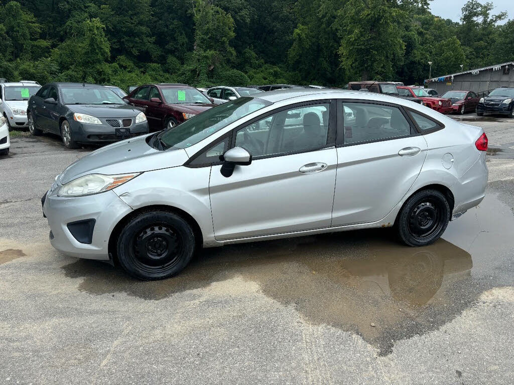 2013 Ford Fiesta S