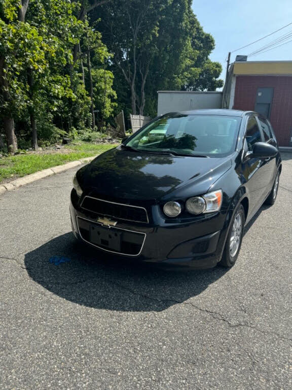 2014 Chevrolet Sonic LT Hatchback FWD