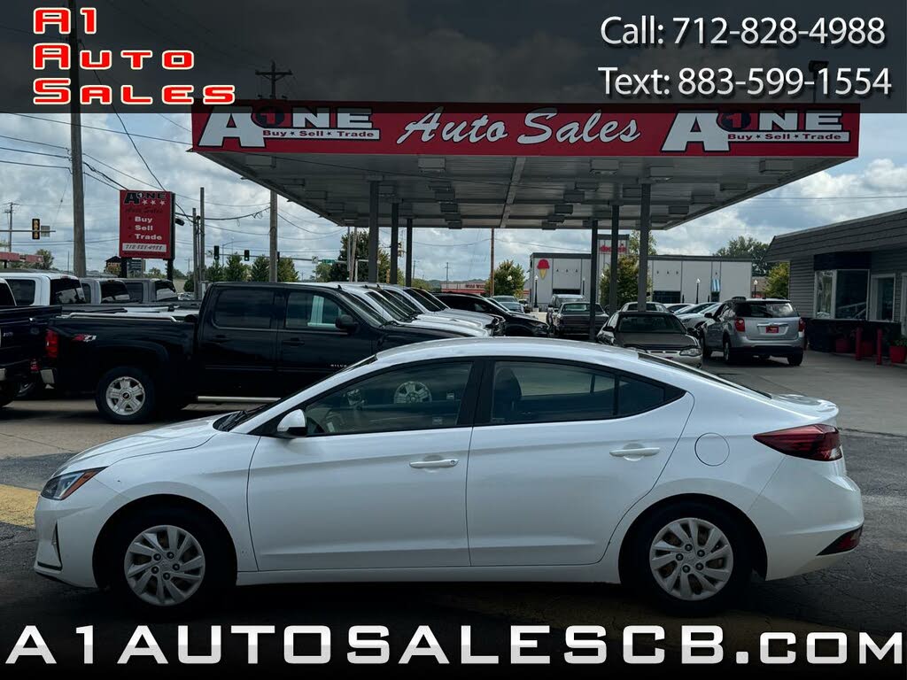 2019 Hyundai Elantra SE FWD