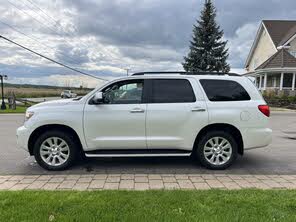 Toyota Sequoia Platinum 4WD