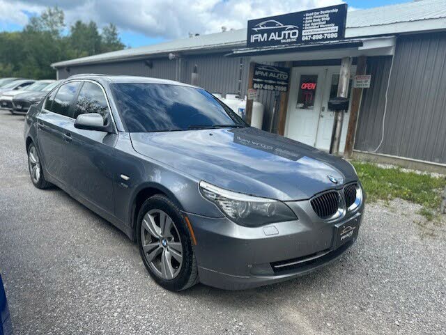 2010 BMW 5 Series 528i xDrive Sedan AWD