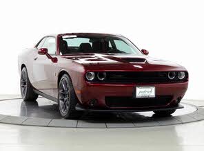 Dodge Challenger R/T Scat Pack RWD