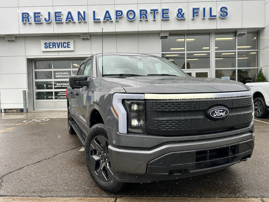 2024 Ford F-150 Lightning XLT SuperCrew AWD