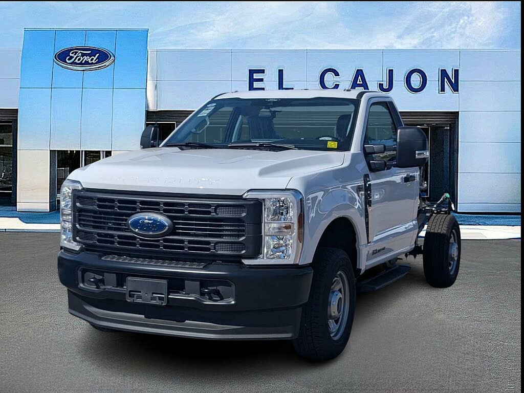 2024 Ford F-350 Super Duty Chassis XL 4WD