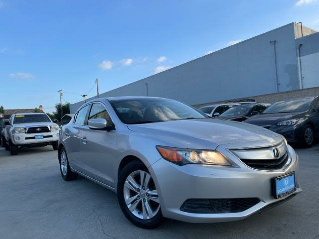 2013 Acura ILX 2.0L FWD